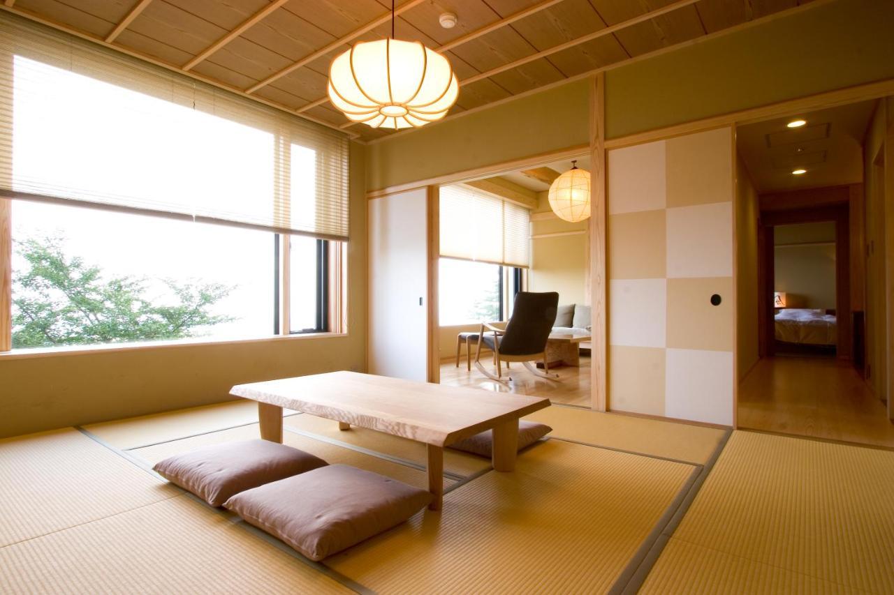 山荘 風の杜 Sanso Kazenomori Hotel Minoh Exterior foto