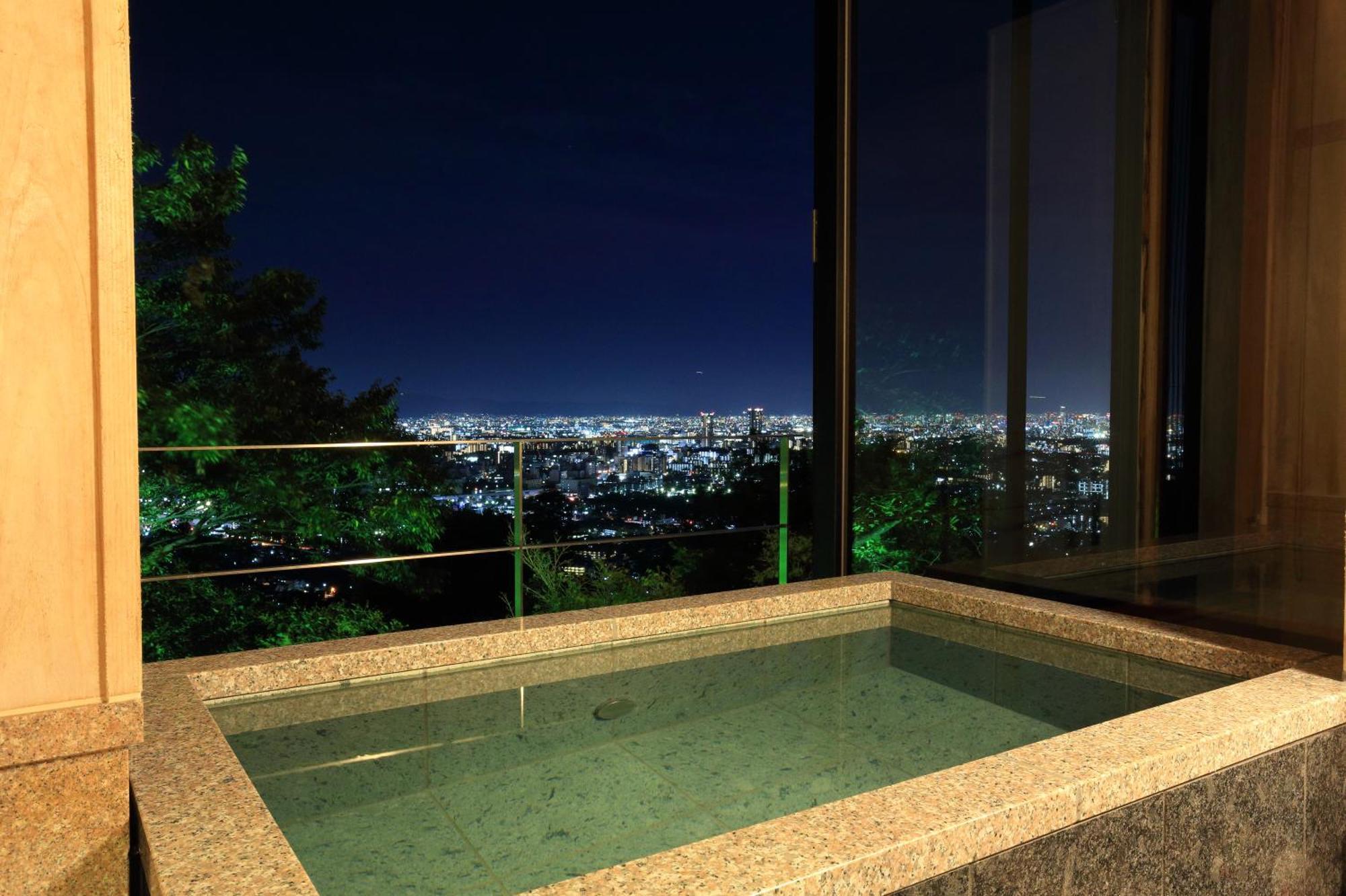 山荘 風の杜 Sanso Kazenomori Hotel Minoh Exterior foto
