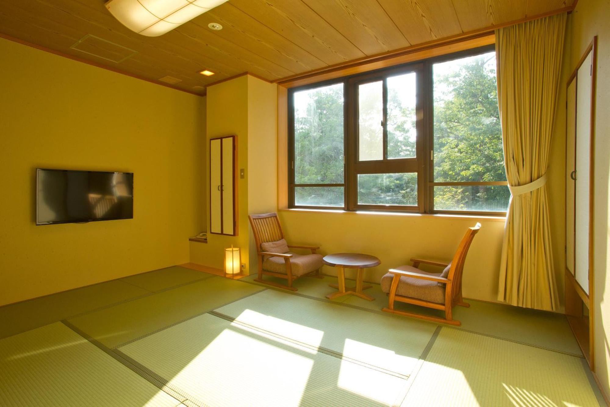 山荘 風の杜 Sanso Kazenomori Hotel Minoh Exterior foto